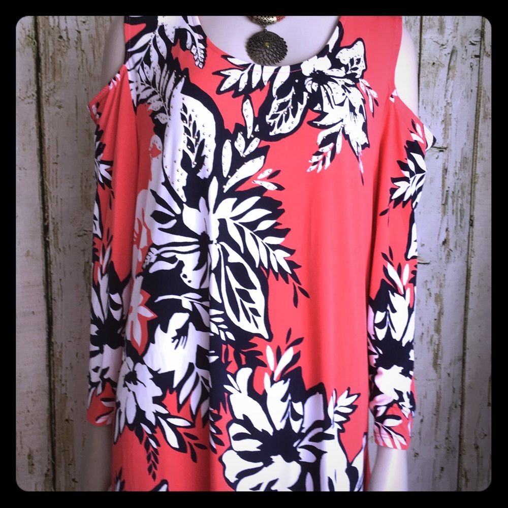 Cami Long Sleeves With Floral Pattern Size L